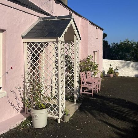 The Pink Cottage Upstairs Suite & Garden Summer Room Whitehead Zewnętrze zdjęcie