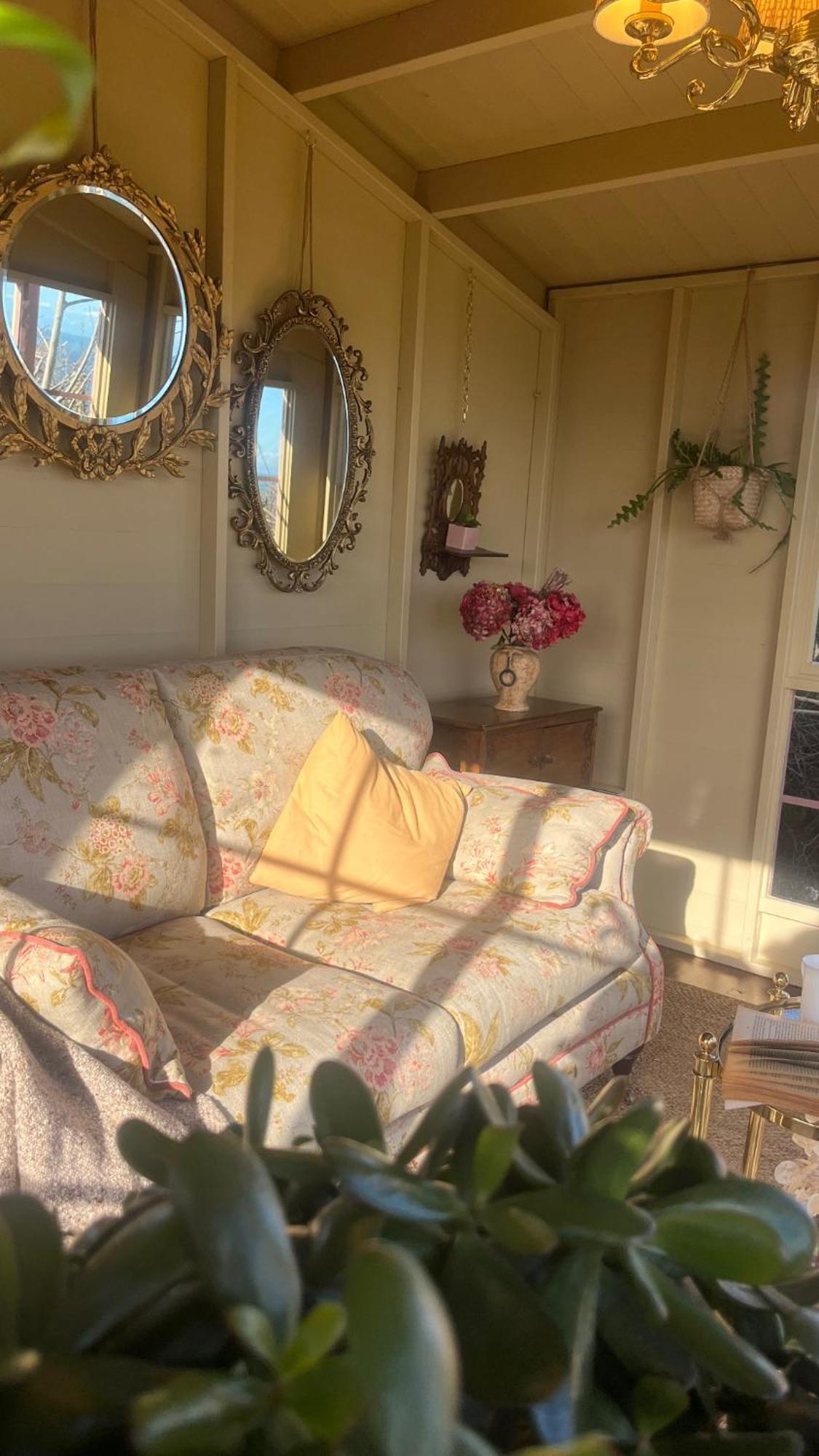 The Pink Cottage Upstairs Suite & Garden Summer Room Whitehead Zewnętrze zdjęcie